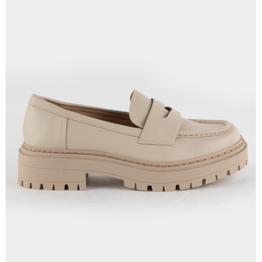 No Boundaries Lug Loafer Womens Memory Foam Slip On